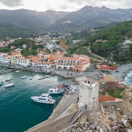 Дом отдыха La Marina - Goelba