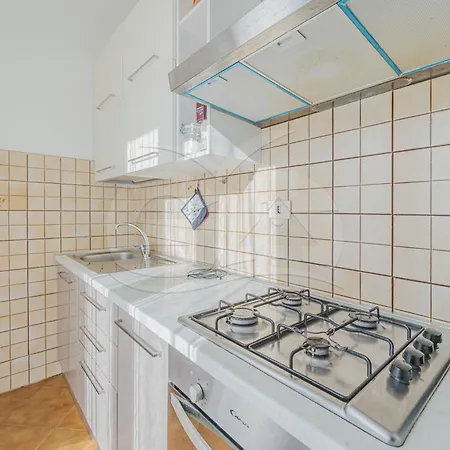 Semesterbostad La Marina - Goelba *